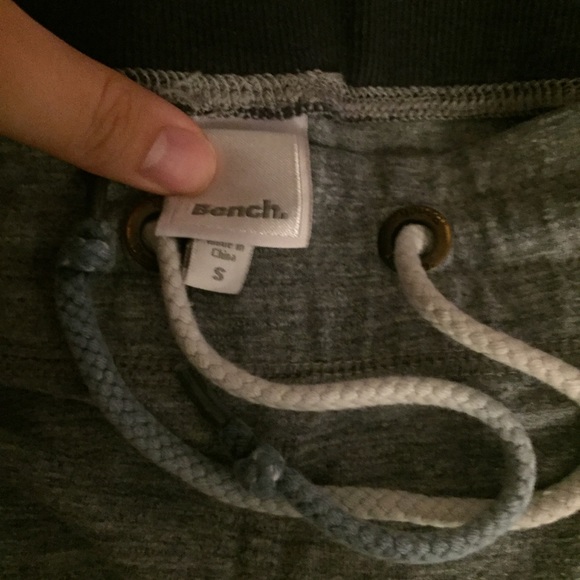 Exercise capris - Picture 3 of 4